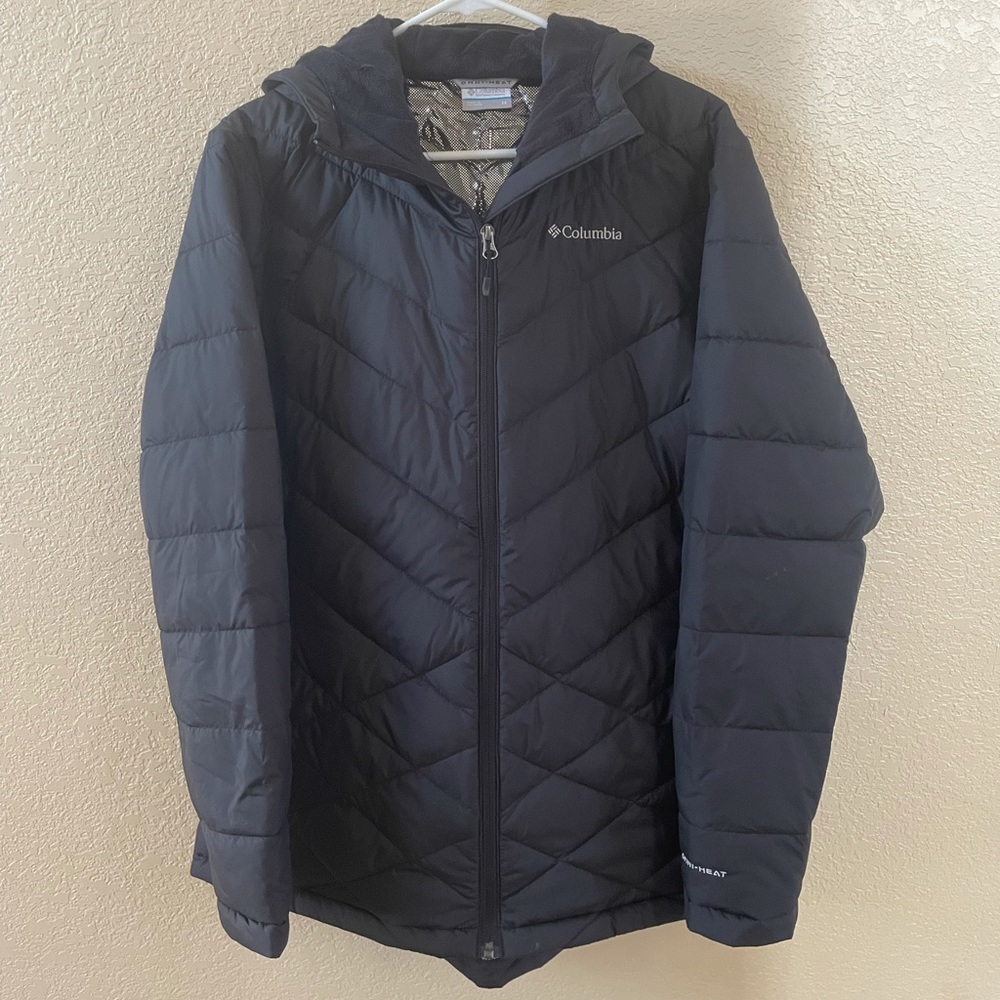 Women’s 1X Columbia Omni-heat jacket.